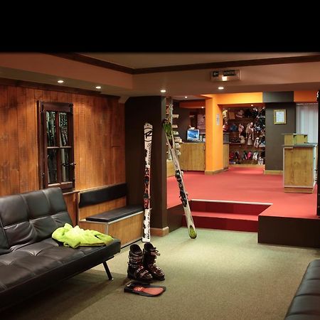 تينْيِ Chalets Montana Planton المظهر الخارجي الصورة