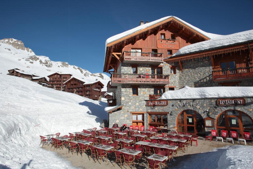 تينْيِ Chalets Montana Planton المظهر الخارجي الصورة